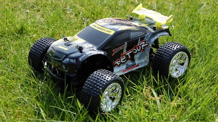 Radline Detour 1:24 Scale RC Car - Self Assembly Kit