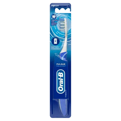 Oral B Pro Expert Pulsar Medium Toothbrush - welzo
