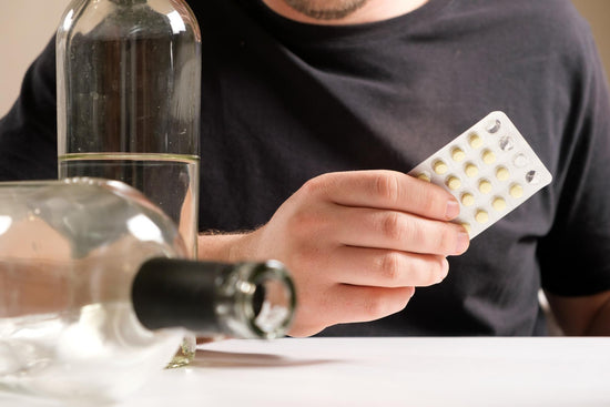 Can You Drink Alcohol While Taking Antibiotics? - welzo