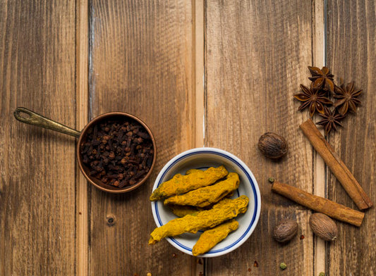Turmeric and Black Pepper: Benefits and Uses