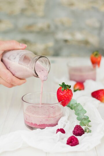 15 Best Strawberry Protein Powders of 2026
