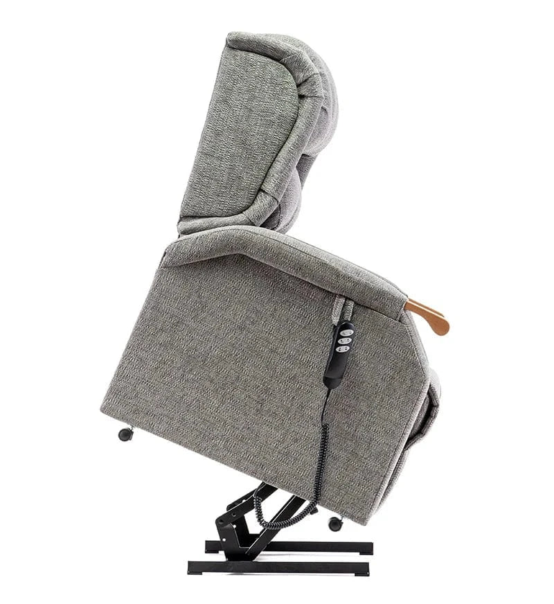 Millfield Reser Recliner - Supporto elegante con maggiore accessibilità