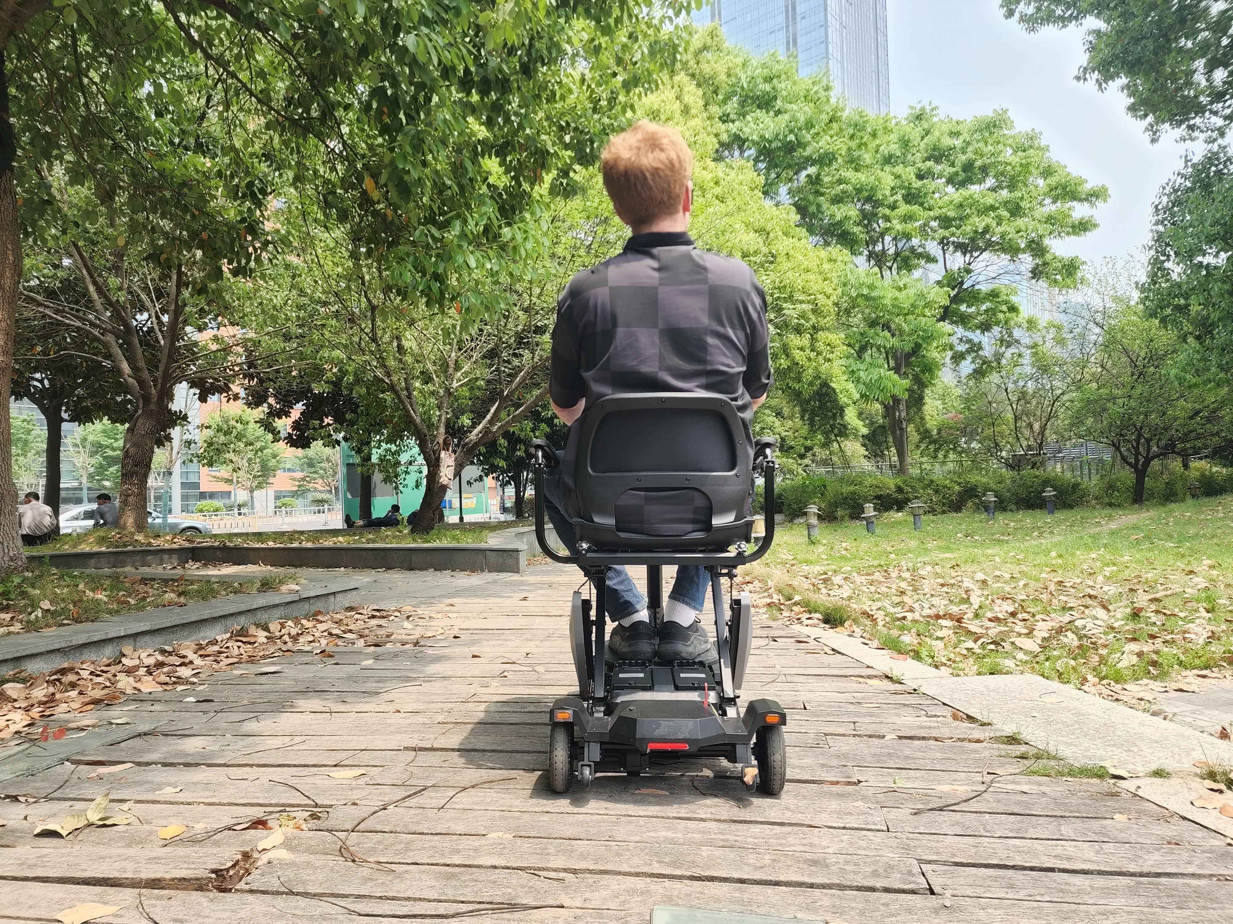 Welzo Veloce Auto automatic folding mobility scooter