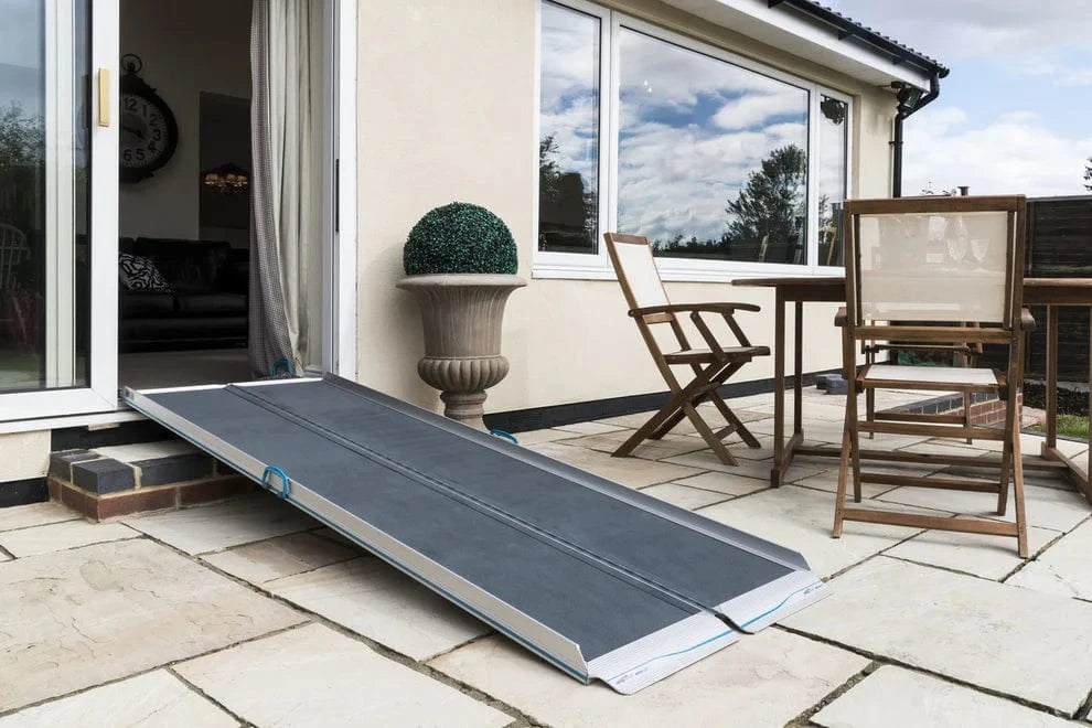 Aerolight Xtra vouwkofferhelling - lichtgewicht draagbare toegangshelling voor rolstoelen en scooters (2ft - 8ft)