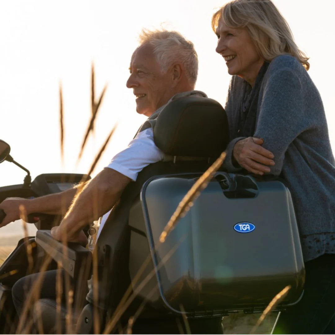 Breeze S4 GT Mobility Scooter-8 mph, neumáticos todo terreno, rango de 34 millas