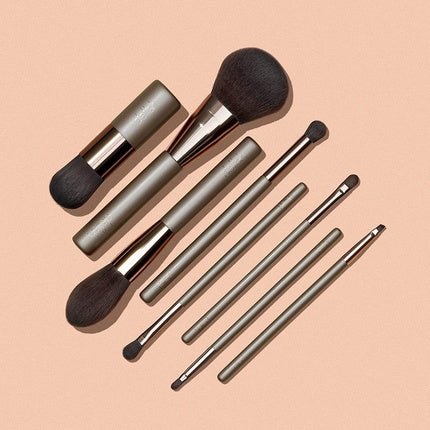 Delilah Precision Eyeshadow Brush for Cream and Powder - Vegan Makeup Tool for Blending and Contouring - Wooden Handle - Synthetic Fibre - Cruelty Free - 1 pc