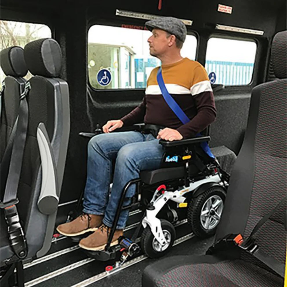 Rascal Rueba Crash ha testato Powerchair