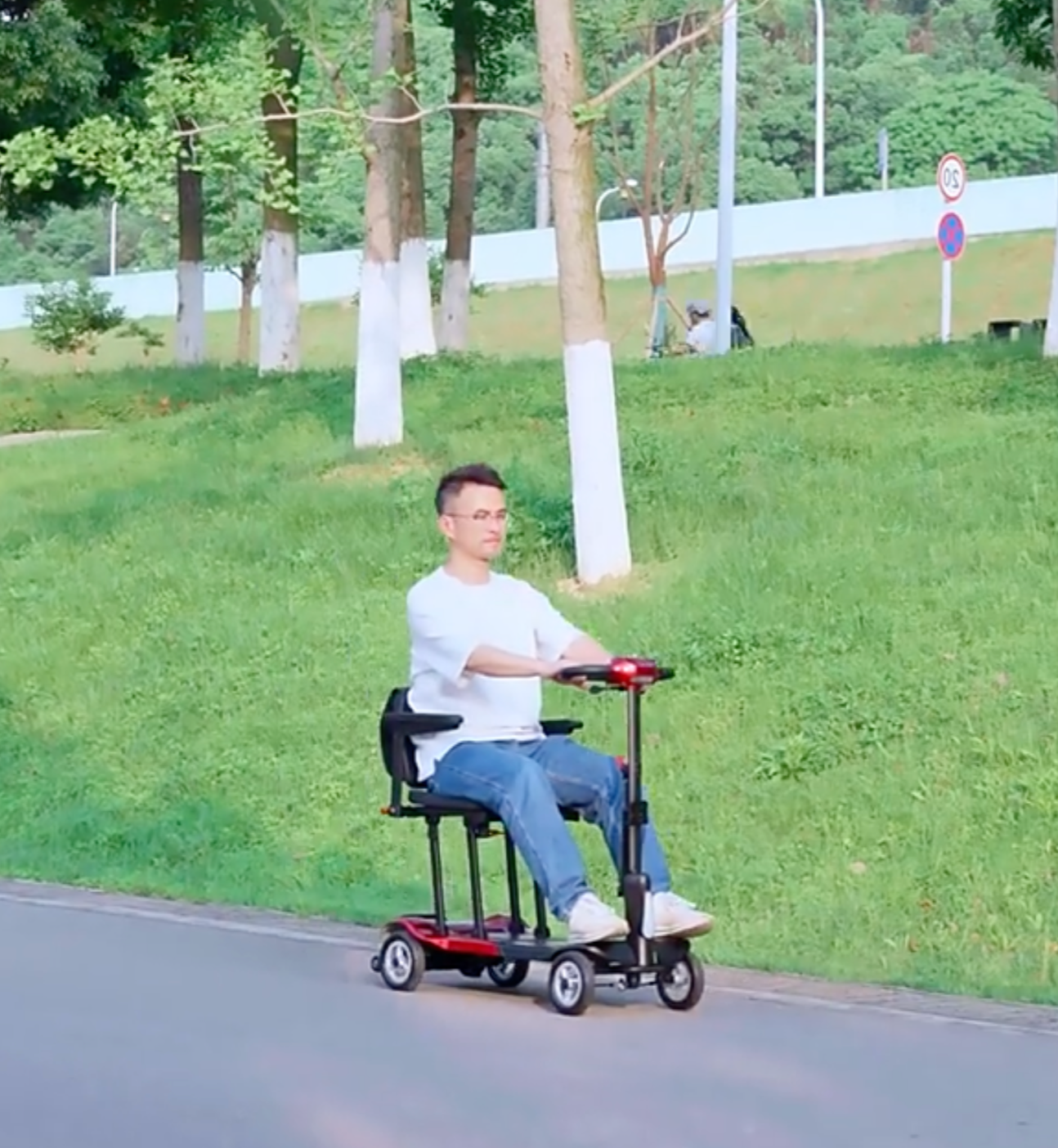 Welzo Feather+ Magnesium Ultra-Light Folding Mobility Scooter