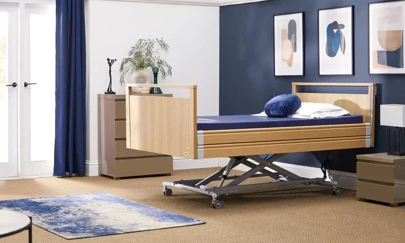 Signature Profiling Electric Adjustable Care Bed