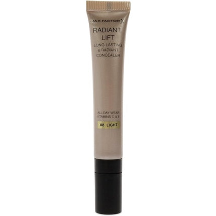 Max Factor Radiant Lift Hydrating and Brightening Concealer with Vitamins C and E 02 Light 7ml