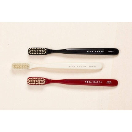 Acca Kappa Vintage Collection Medium Nylon Toothbrush