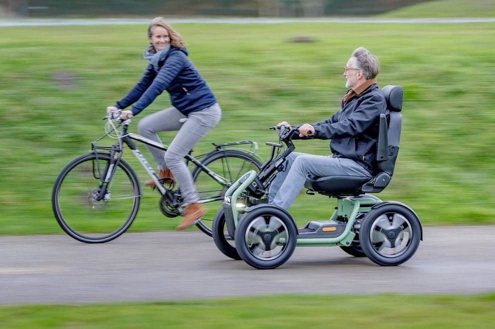 Scoozy S800 8 mph All-Terrain Lithium Mobility Scooter-31 mil rozsah