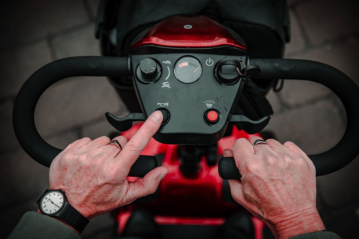 Welzo Ranger – 4-колесен мобилен скутер за всякакви терени