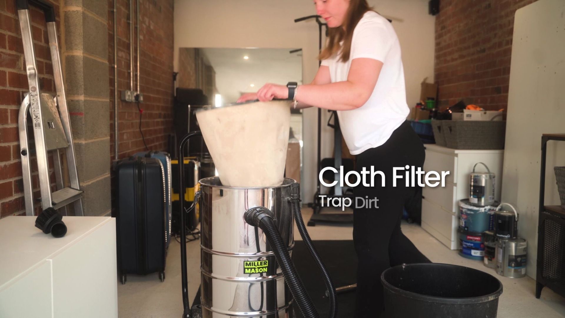 15 PS 420 cc 102 mm Benzin-Holzhäcksler und Häcksler