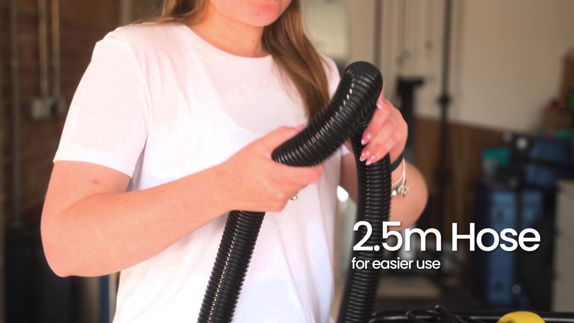 15 PS 420 cc 102 mm Benzin-Holzhäcksler und Häcksler