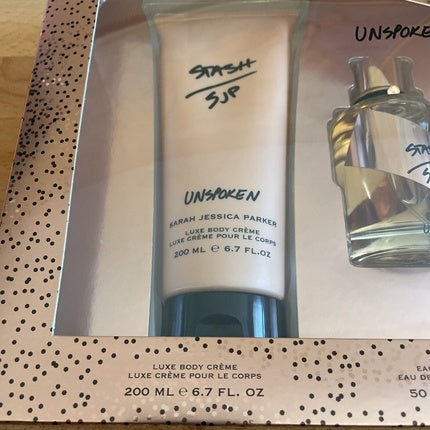 SJP STASH Unspoken 3 Piece Gift Set Eau De Parfum Spray Body Crème and Shower Gel