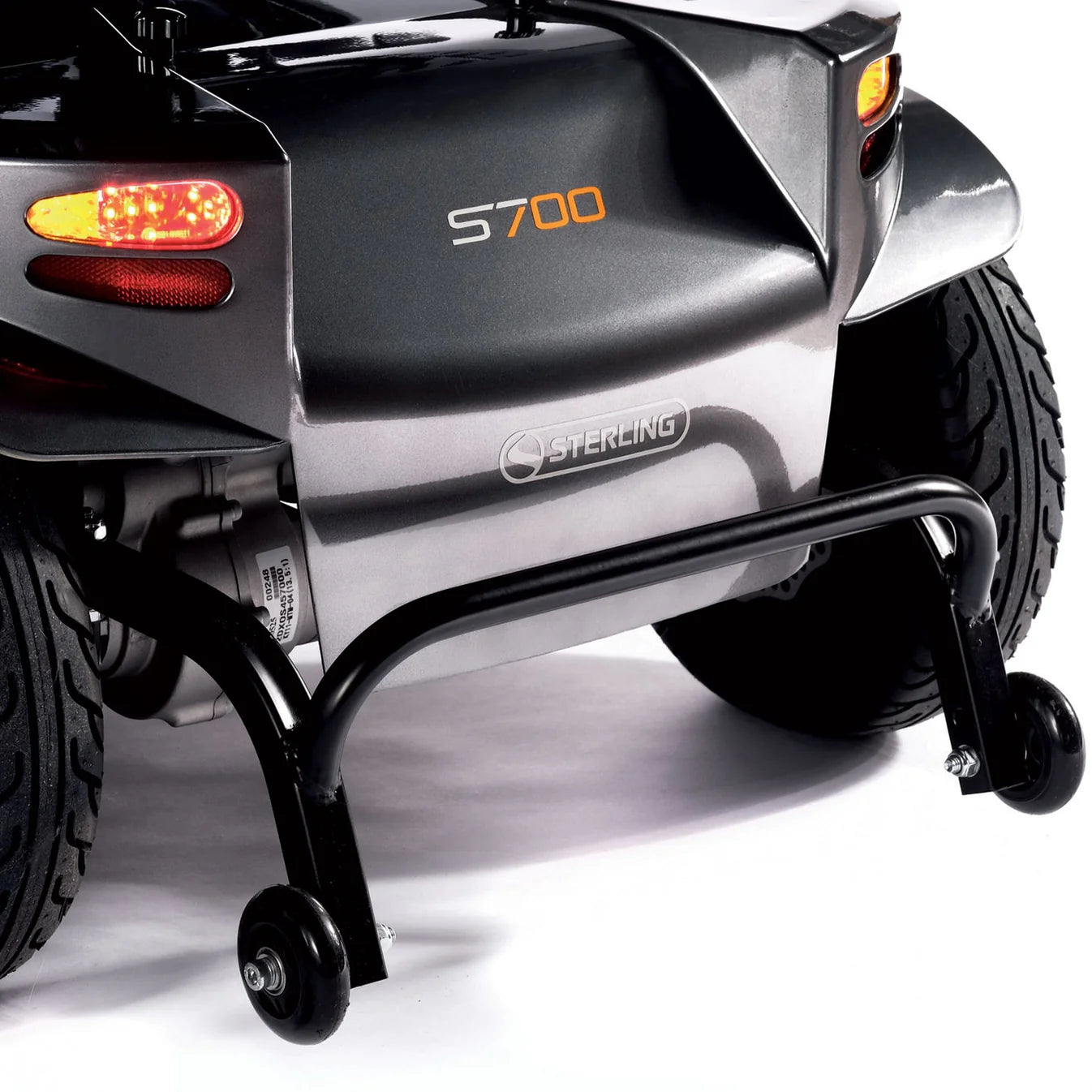 Sterling S700 Mobility Scooter - 8 mph, noir | Alimentation et suspension à longue portée et à la terre élevée