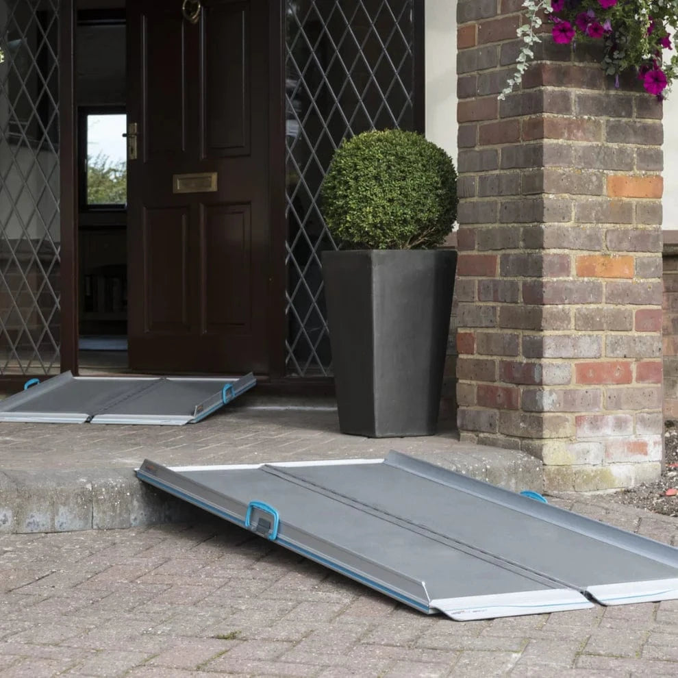 Aerolight Xtra vouwkofferhelling - lichtgewicht draagbare toegangshelling voor rolstoelen en scooters (2ft - 8ft)